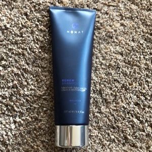 Monat Renew shampoo